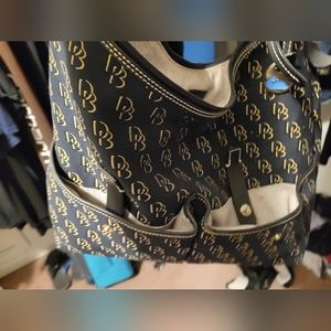Dooney & Bourke purse